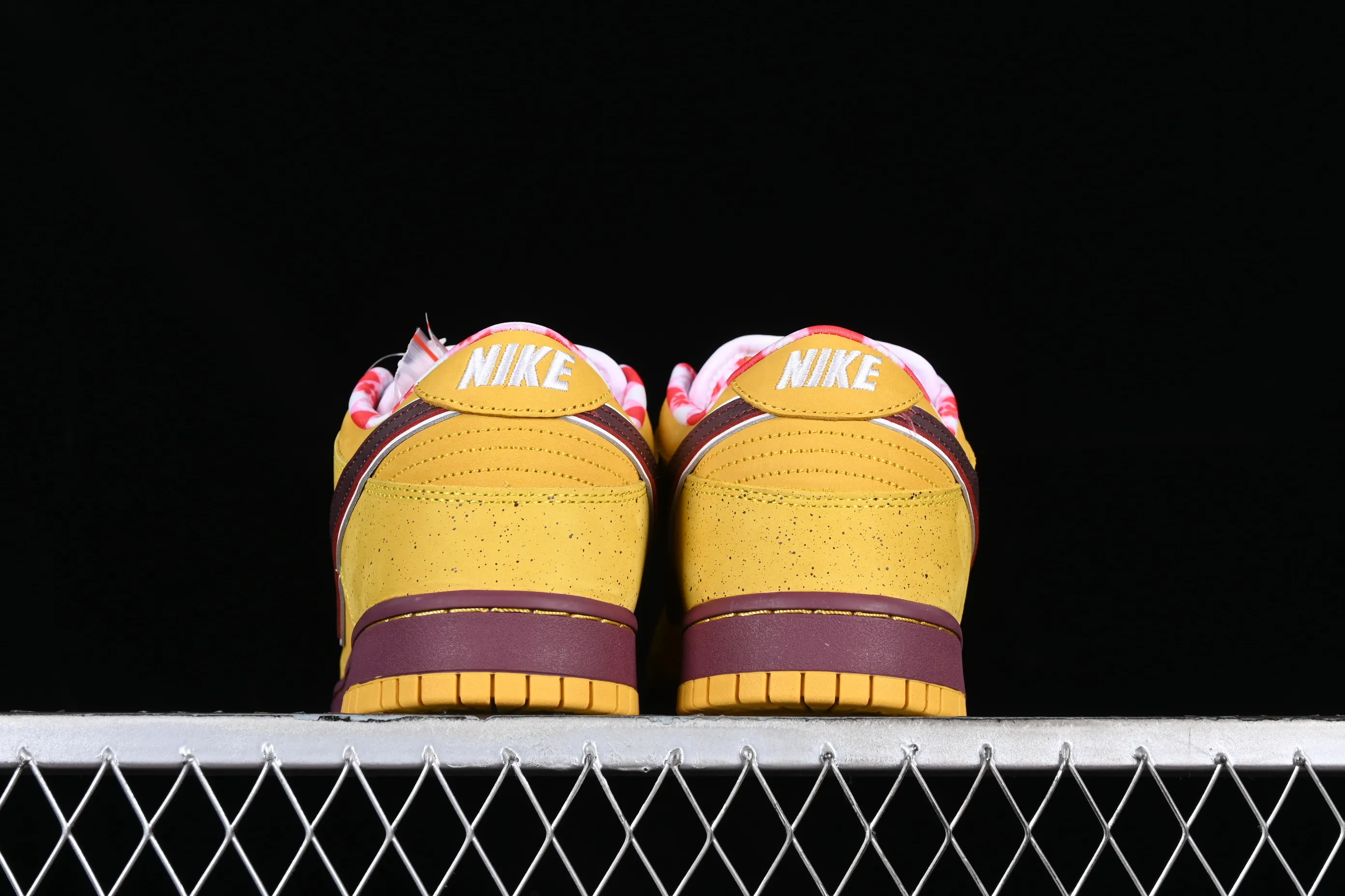 All Categories Nk SB Dunk Series Nk SB Dunk Low Low-top sneakers C version Concepts x SB Dunk Low "Yellow Lobster" Yellow Lobster SB low-top sports and leisure sneakers 313170-137566